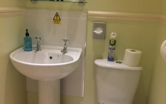 Athol Guest House