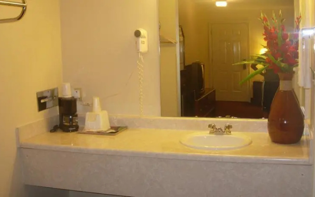 Western Inn & Suites