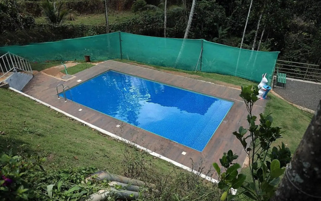 Hill Partridge Resort