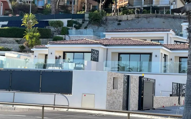 BLUEBAY2 Bandol Appartement T3 Face à la mer