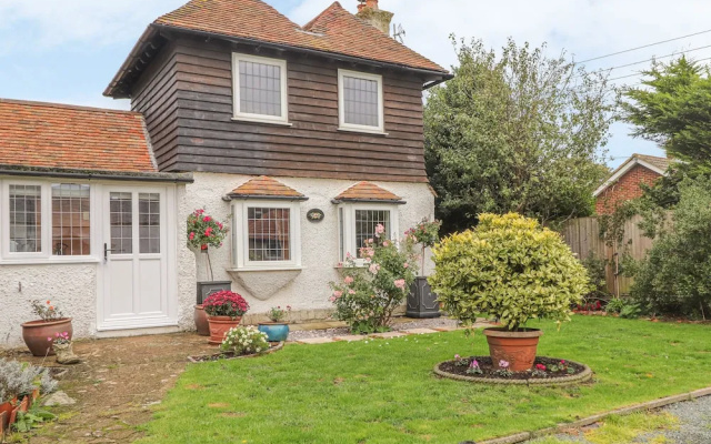 Rover Cottage