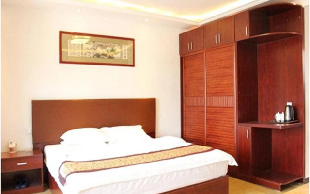 Qufu Kongfu Yayuan Hotel