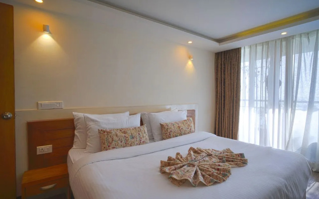 Yashshree Mussoorie Mall Road