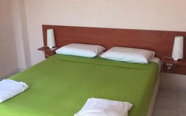 Aprilis Apartments