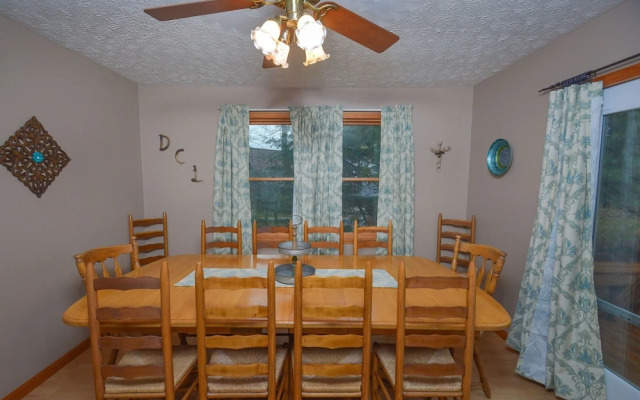 Just About Paradise 5 Bedroom House