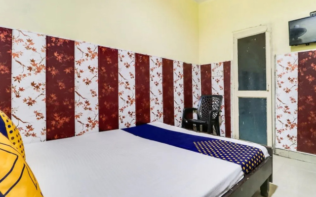 Spot On 61068 Hotel Kr