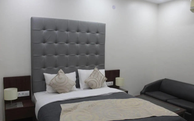 Manuni Inn - Riverside Hotel