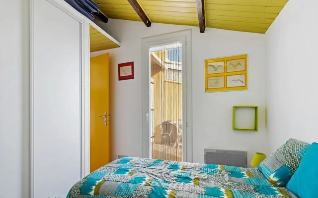 Stylish 2-bedroom Retreat in Agde