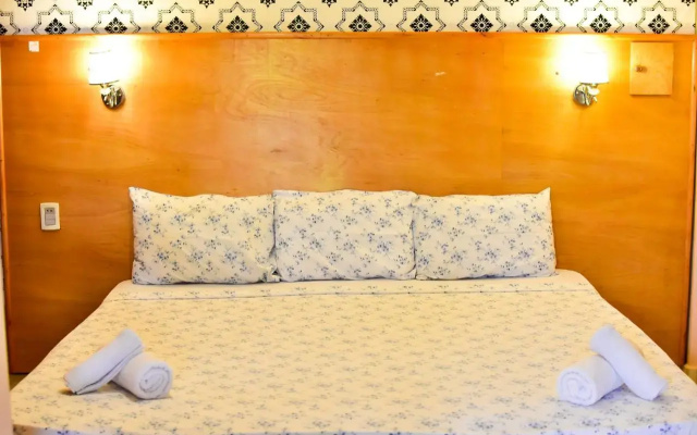 Palmas Park Hotel Y Restaurant