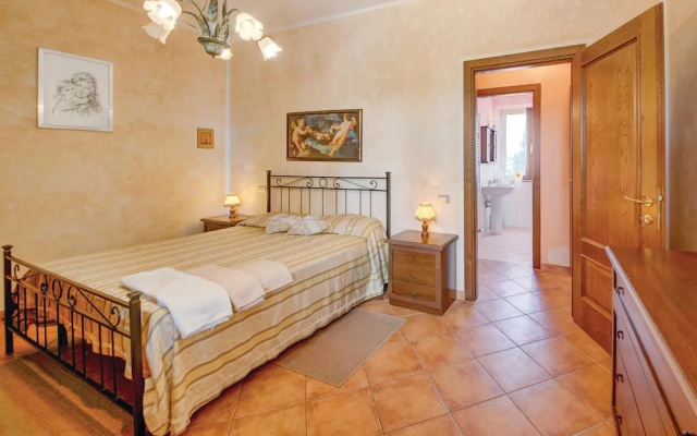 Beautiful Apartment in Cecina LI With 2 Bedrooms