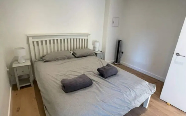 Modern 1BD Flat Near River Thames, Battersea!