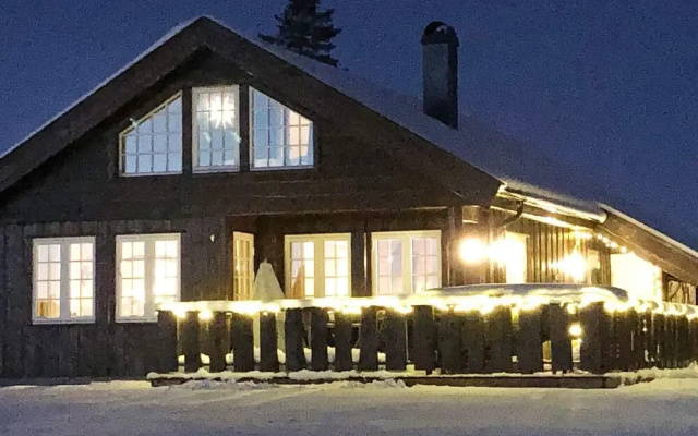 8 Person Holiday Home in Osen