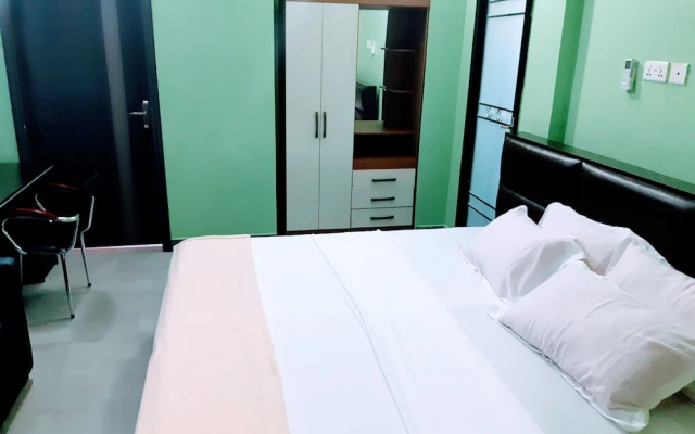 Julbert Plaza Hotel