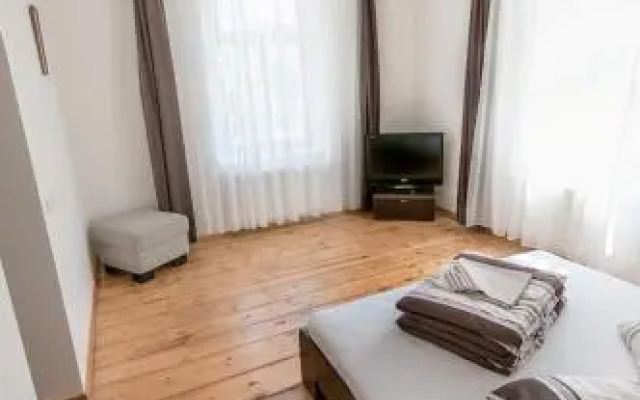 Viesu māja Jānis