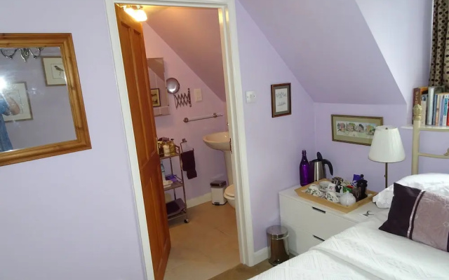Drinkstone Park Bed And Breakfast