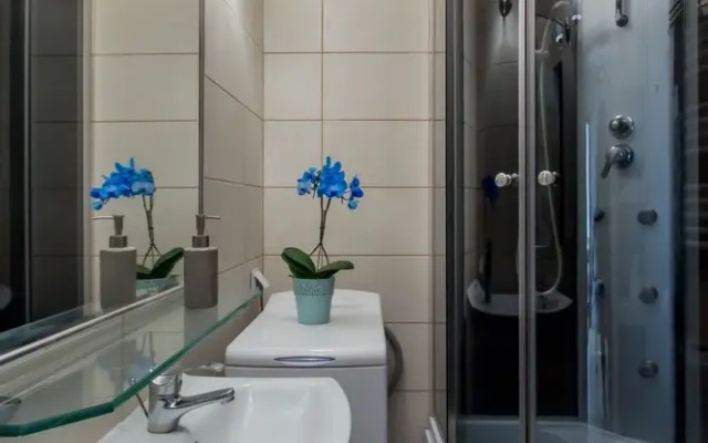 ClickTheFlat Golden Terraces Apartment