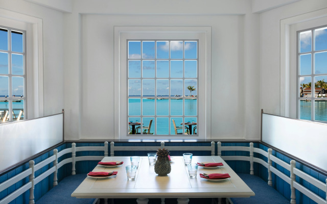 SAii Lagoon Maldives, Curio Collection by Hilton