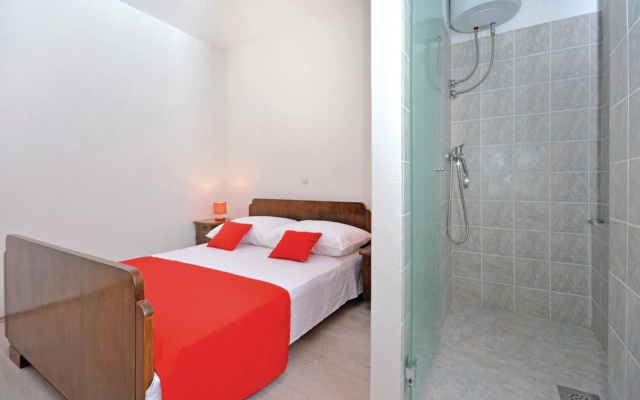 Amazing Home in Srinjine With Wifi and 3 Bedrooms