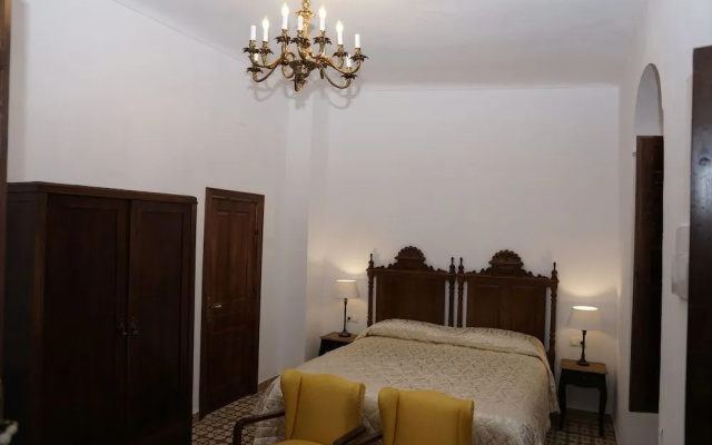 Fuentepiedra Casa Rural