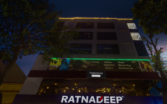 Super Townhouse SR Nagar Near RCC Premier