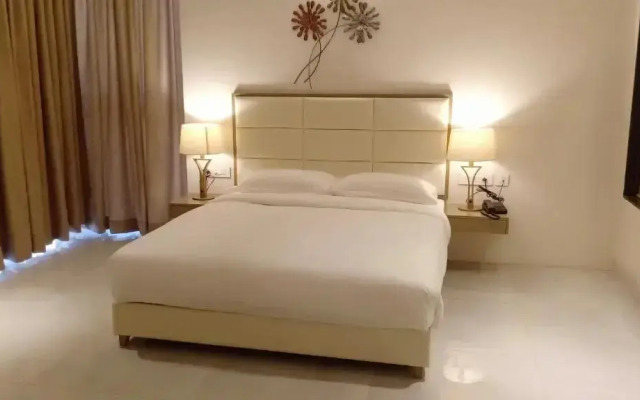 Sapphire Premium Hotel & Suite