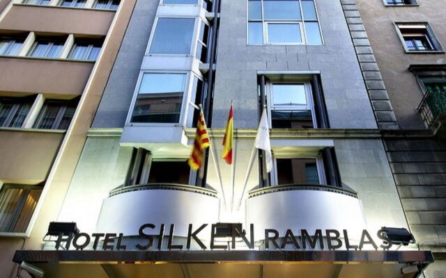 Отель Silken Ramblas Испания, Барселона - 5 отзывов об отеле, цены и фото номеров - забронировать отель Silken Ramblas онлайн вид на фасад