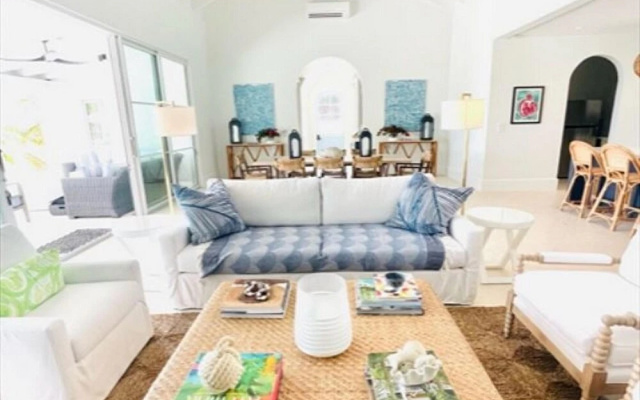 Holiday House by Eleuthera Vacation Rentals