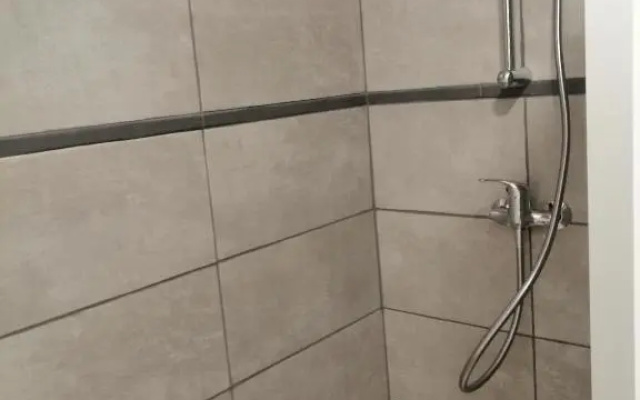 Joyeuse, superbe appartement d'environs 30m2.