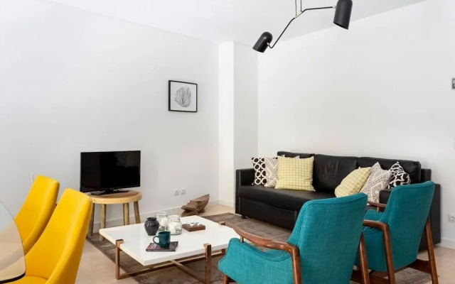 Modern Terrace Apartment Rentexperience