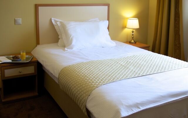 Гостиница Soft Hotel в Красноярске 3 отзыва об отеле, цены и фото номеров - забронировать гостиницу Soft Hotel онлайн Красноярск комната для гостей