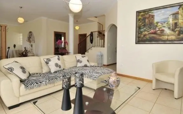 Villa Costa