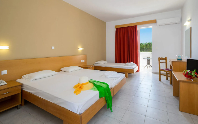 Stafilia Beach Hotel