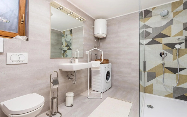 Amazing Home in Matulji With Wifi and 2 Bedrooms