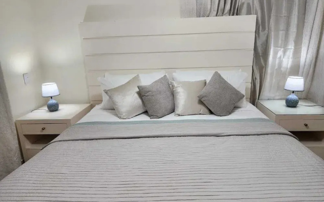 Amazing Three Bedroom House