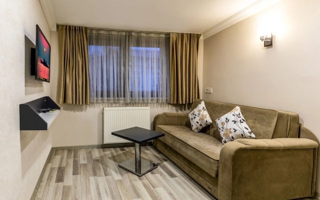 Platine Hotels & Suites