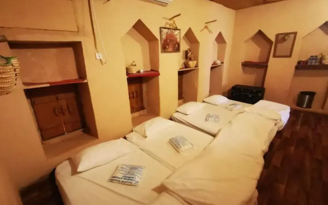 Misfah Old House