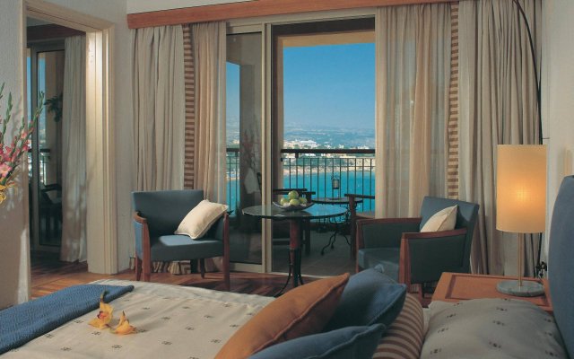 Отель Coral Thalassa Hotel Кипр, Пафос - отзывы, цены и фото номеров - забронировать отель Coral Thalassa Hotel онлайн комната для гостей