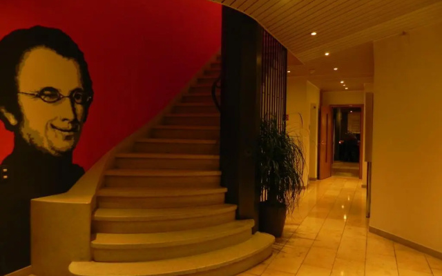 Zys Hotel