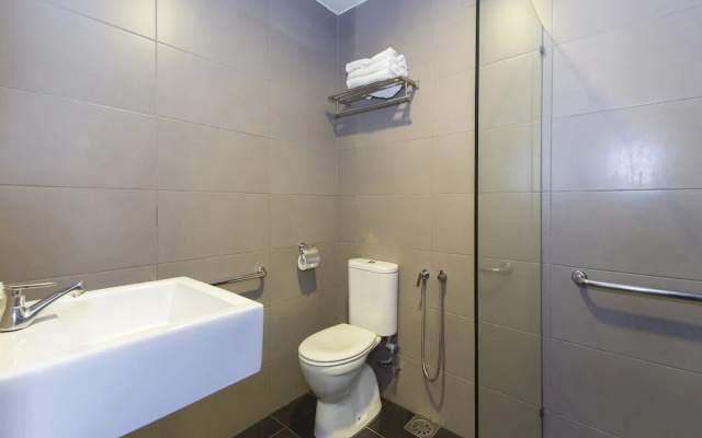 OYO 416 Grid 9 Hotel