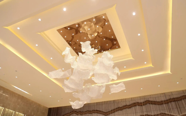 Zhong Ding Cloudshine Grand  Hotel