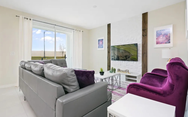 106 Apartment Storey Lake  44309 / 46929