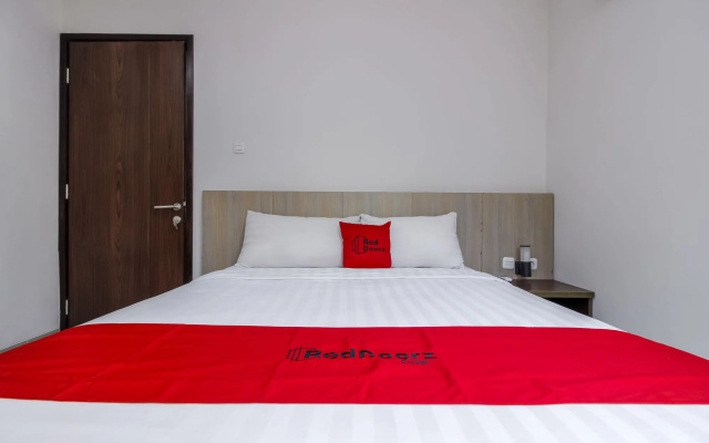 RedDoorz Plus @ TB Simatupang