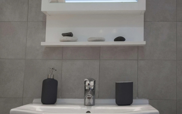 Superb Flat Close to Ancient Agora by GHH