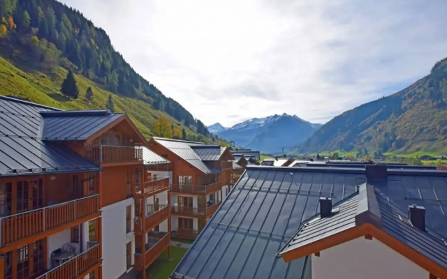 Lovely Apartment in Rauris near Ski Area
