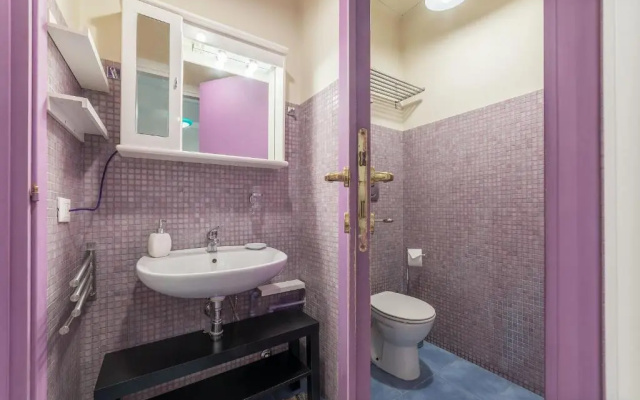 Monti Artistic Flat
