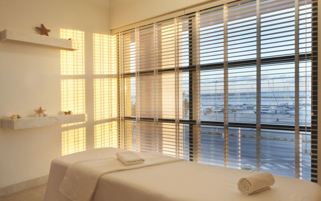 Real Marina Hotel & Spa