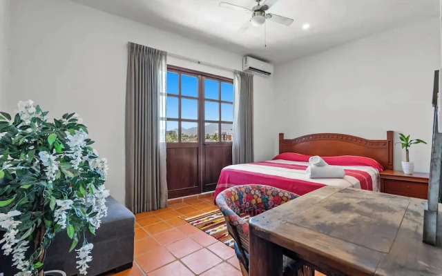 Los Gonzalez Hotel by Monyxbnb