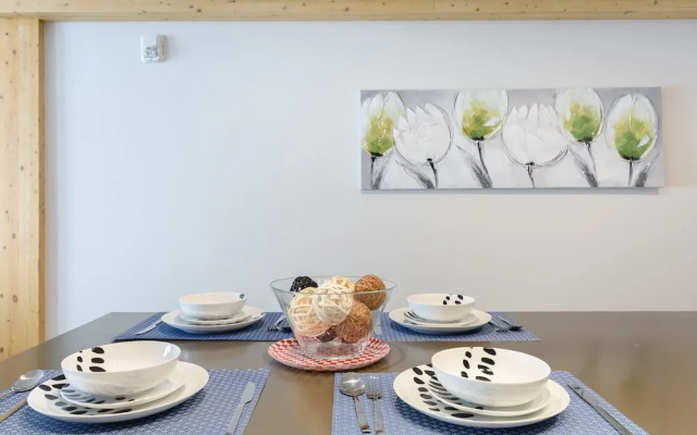 Gorgeous 1BR Sleeps 4 in Griffintown