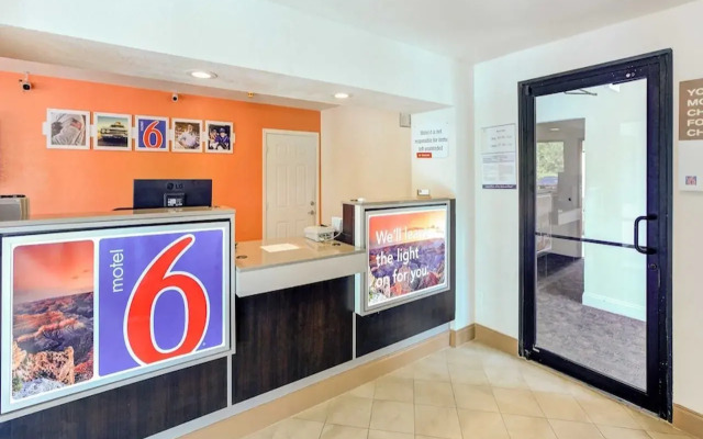 Motel 6 Dallas, TX