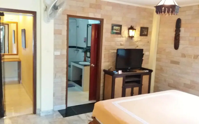 Baan Laksee Pool Villa